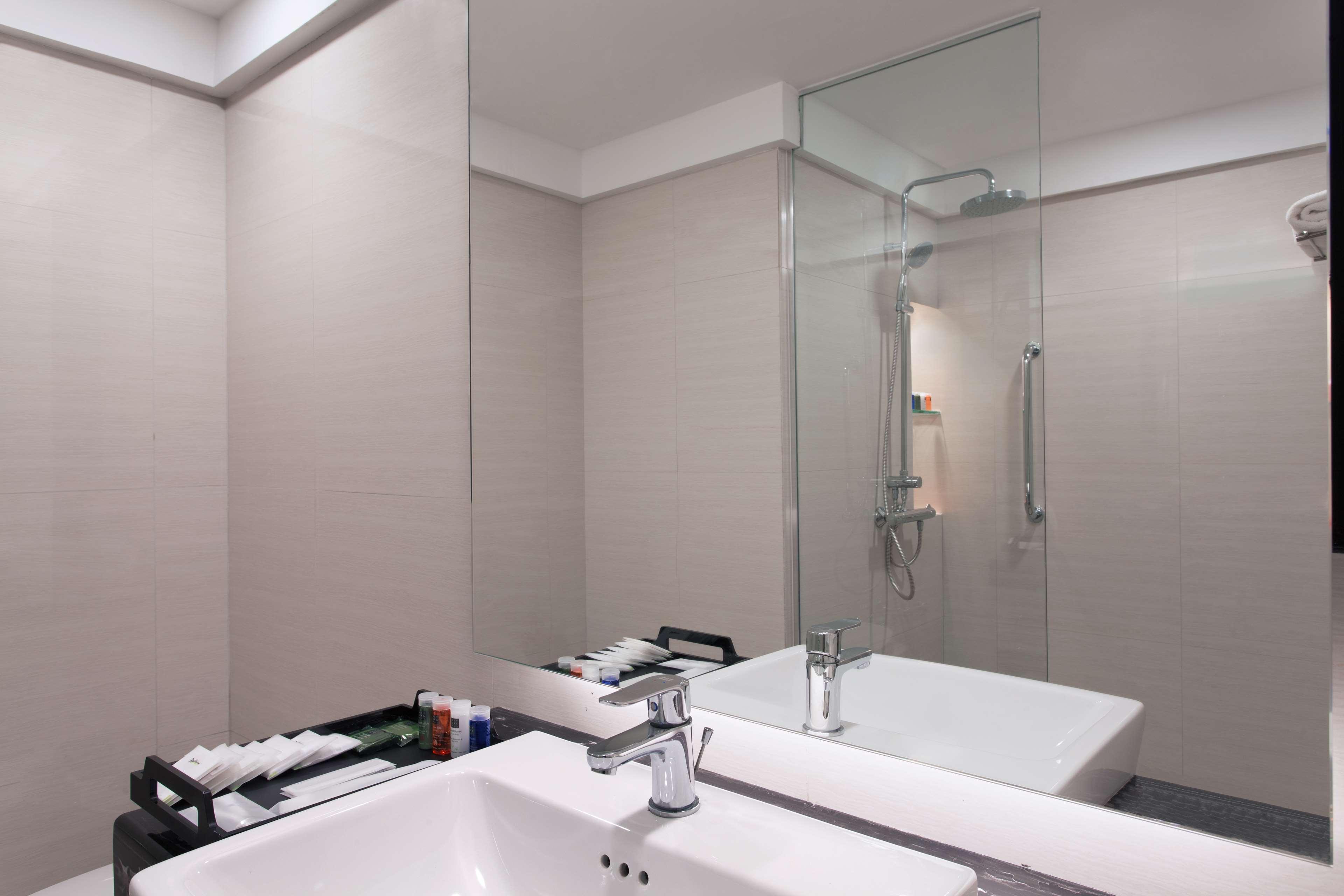Aiho Hotel Medan Chambre photo