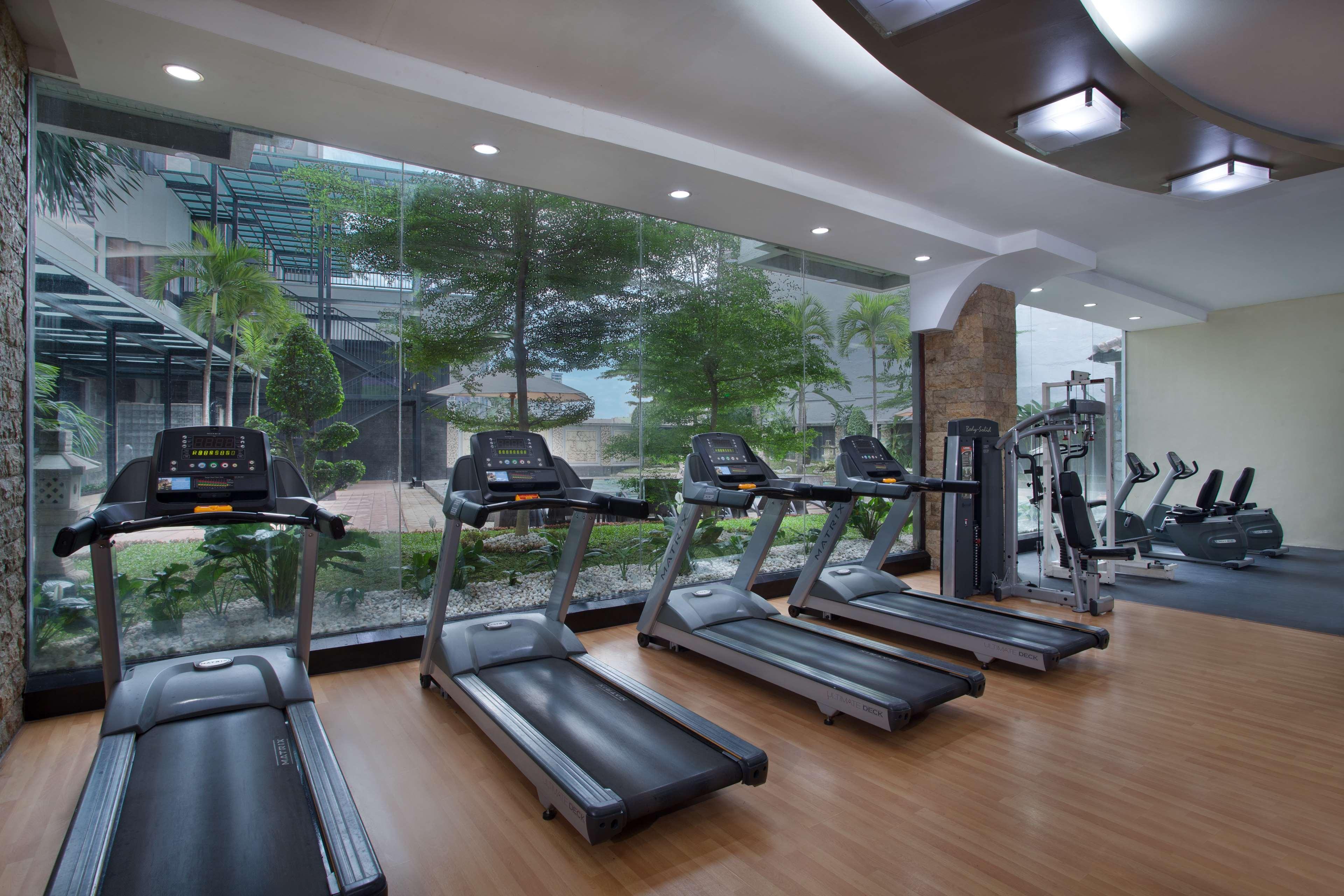 Aiho Hotel Medan Extérieur photo
