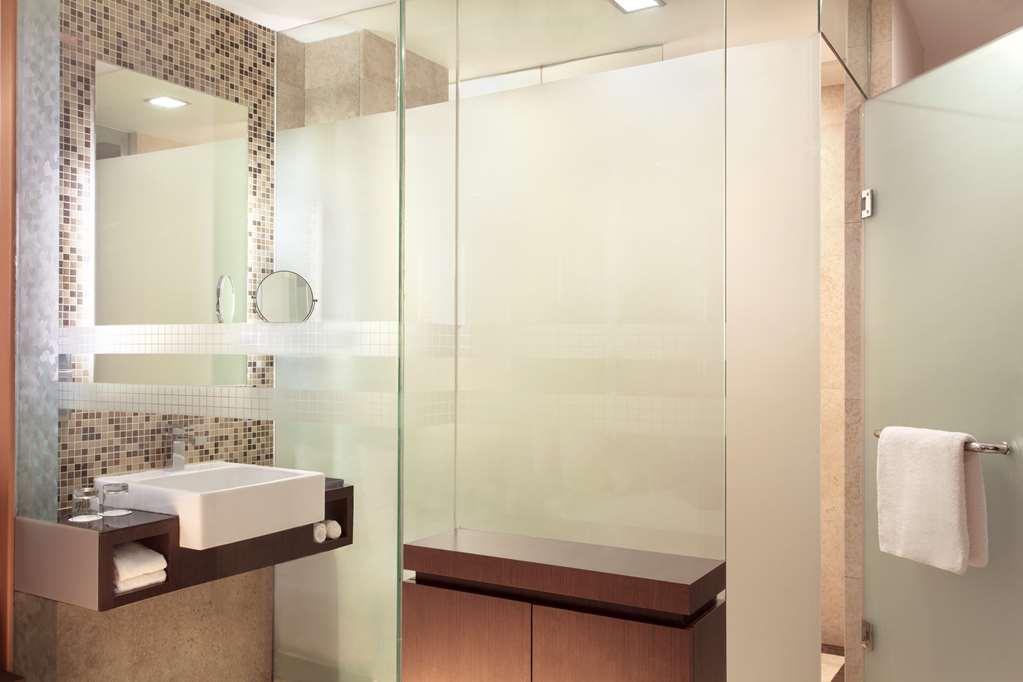 Aiho Hotel Medan Chambre photo
